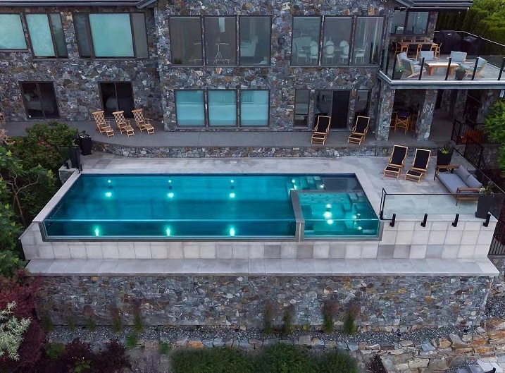 Piscina del paesaggio acrilico all'aperto